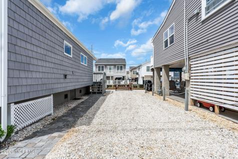 208 Mallard Lane Lavallette NJ 08735