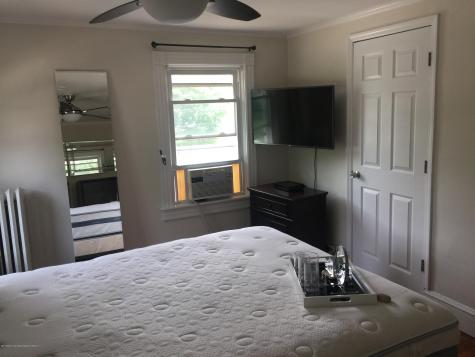 86 Monmouth Road Oakhurst NJ 07755