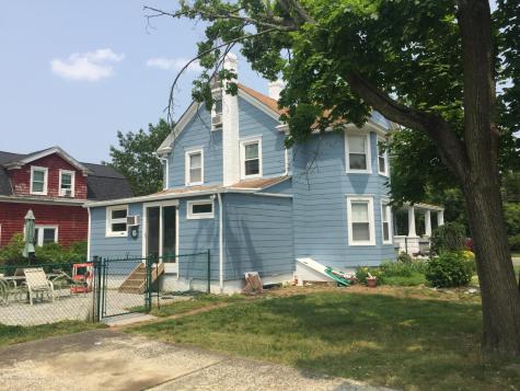 86 Monmouth Road Oakhurst NJ 07755