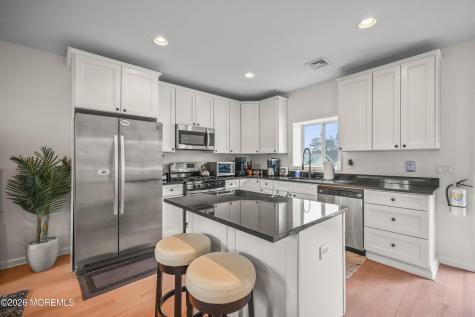 5 Cortland Road Eatontown NJ 07724