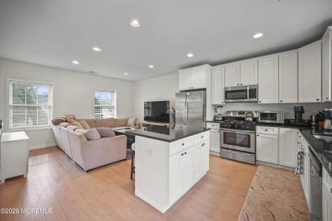 5 Cortland Road Eatontown NJ 07724
