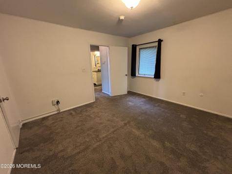 216 Manor E Red Bank NJ 07701