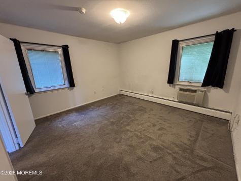 216 Manor E Red Bank NJ 07701