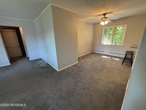 216 Manor E Red Bank NJ 07701