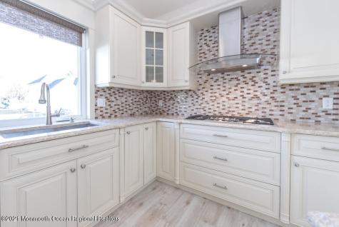 12 Cindy Court Howell NJ 07731