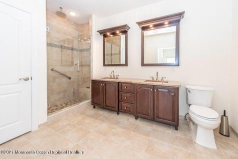 12 Cindy Court Howell NJ 07731