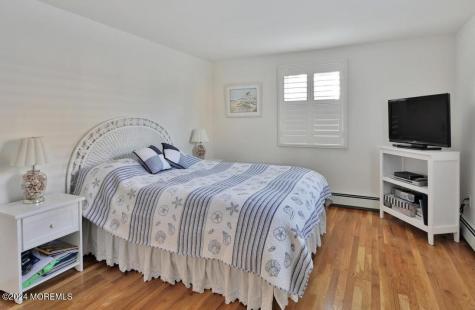 305 Baltimore Avenue Point Pleasant Beach NJ 08742