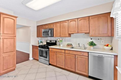 7 Stuart Drive Freehold NJ 07728