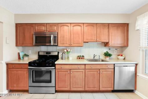 7 Stuart Drive Freehold NJ 07728