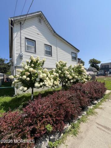 101 Center Avenue Keansburg NJ 07734