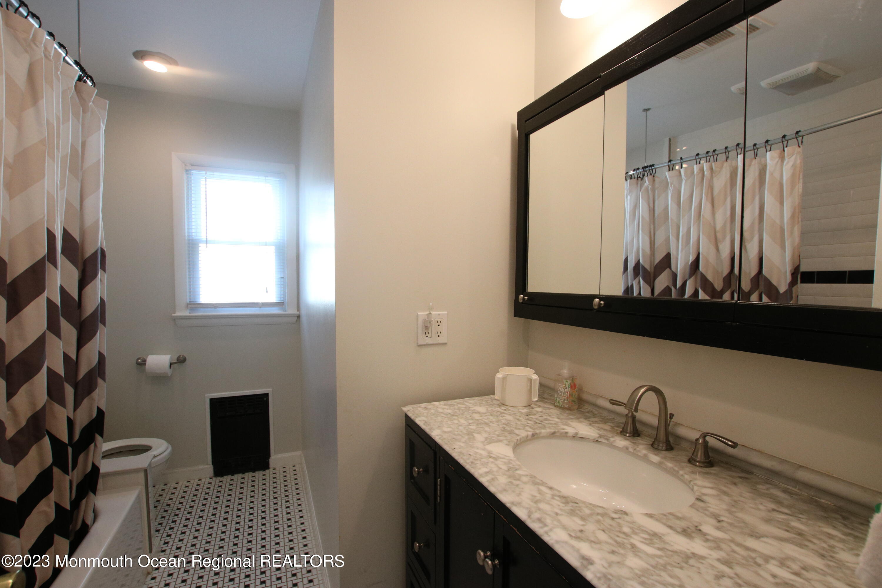 450 Redmond Avenue Oakhurst NJ 07755