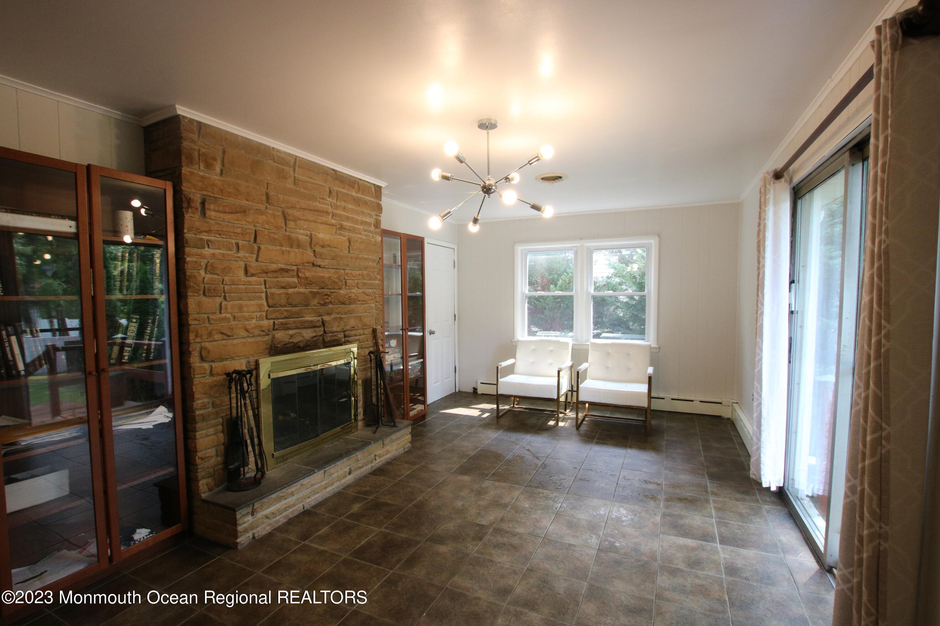 450 Redmond Avenue Oakhurst NJ 07755