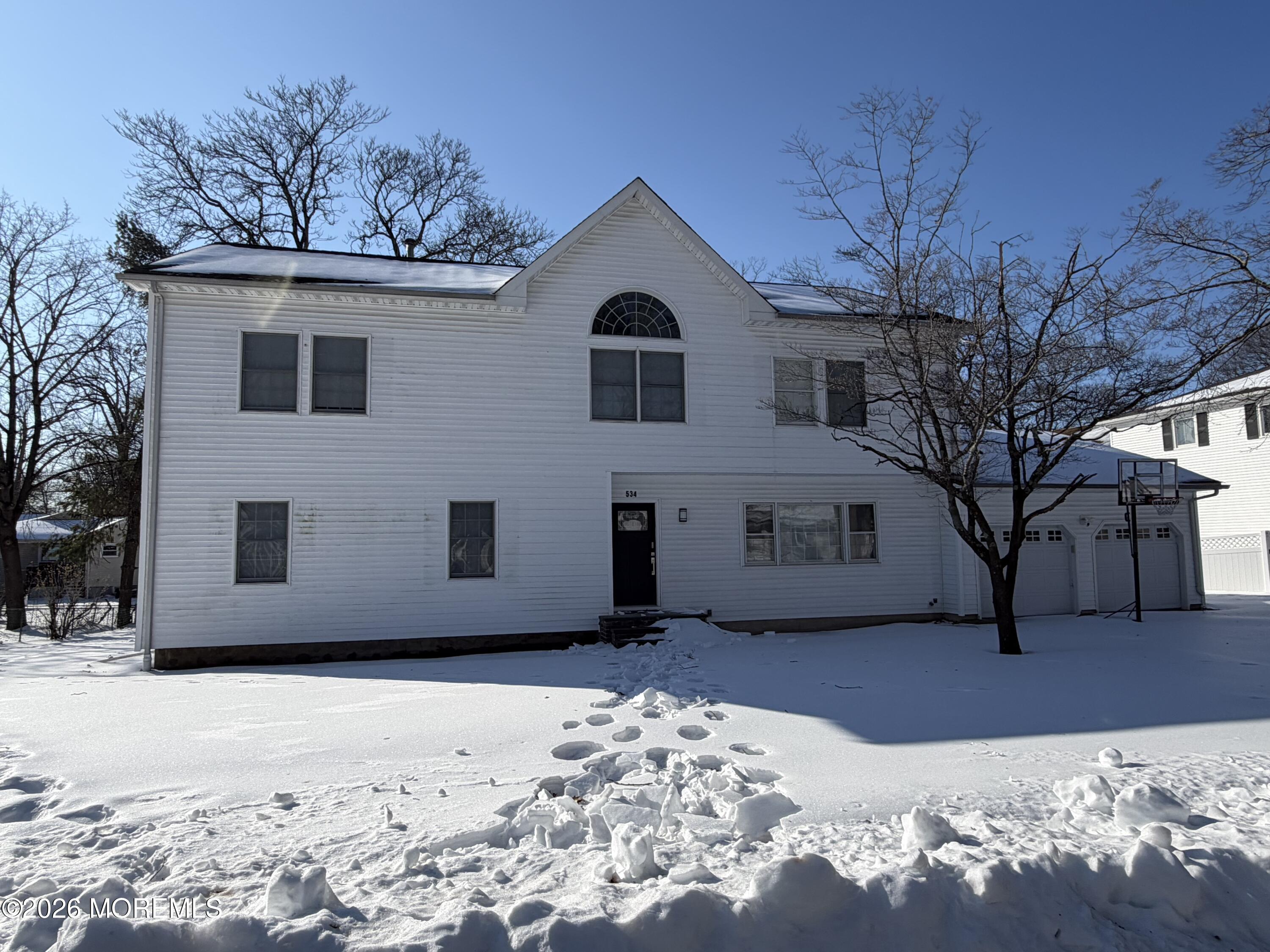 534 Apple Drive Oakhurst NJ 07755