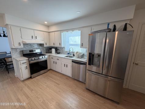 534 Apple Drive Oakhurst NJ 07755