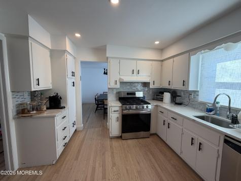 534 Apple Drive Oakhurst NJ 07755
