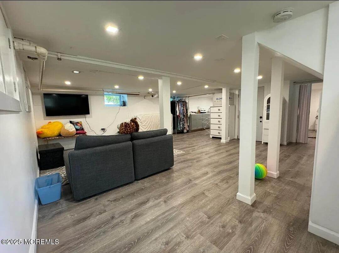 184 Ridgewood Avenue Oakhurst NJ 07755