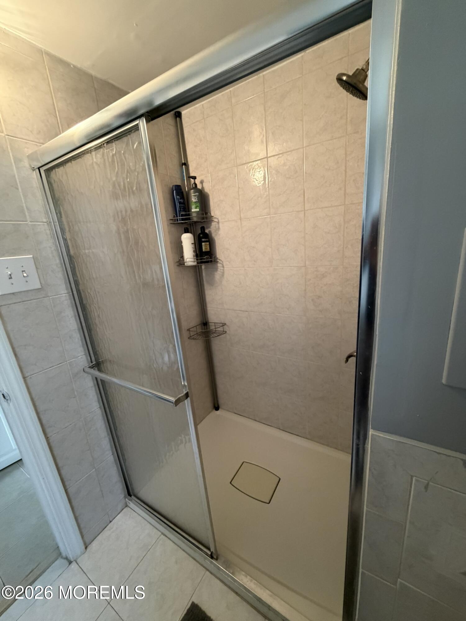 652 Holly Lane North Brunswick NJ 08902