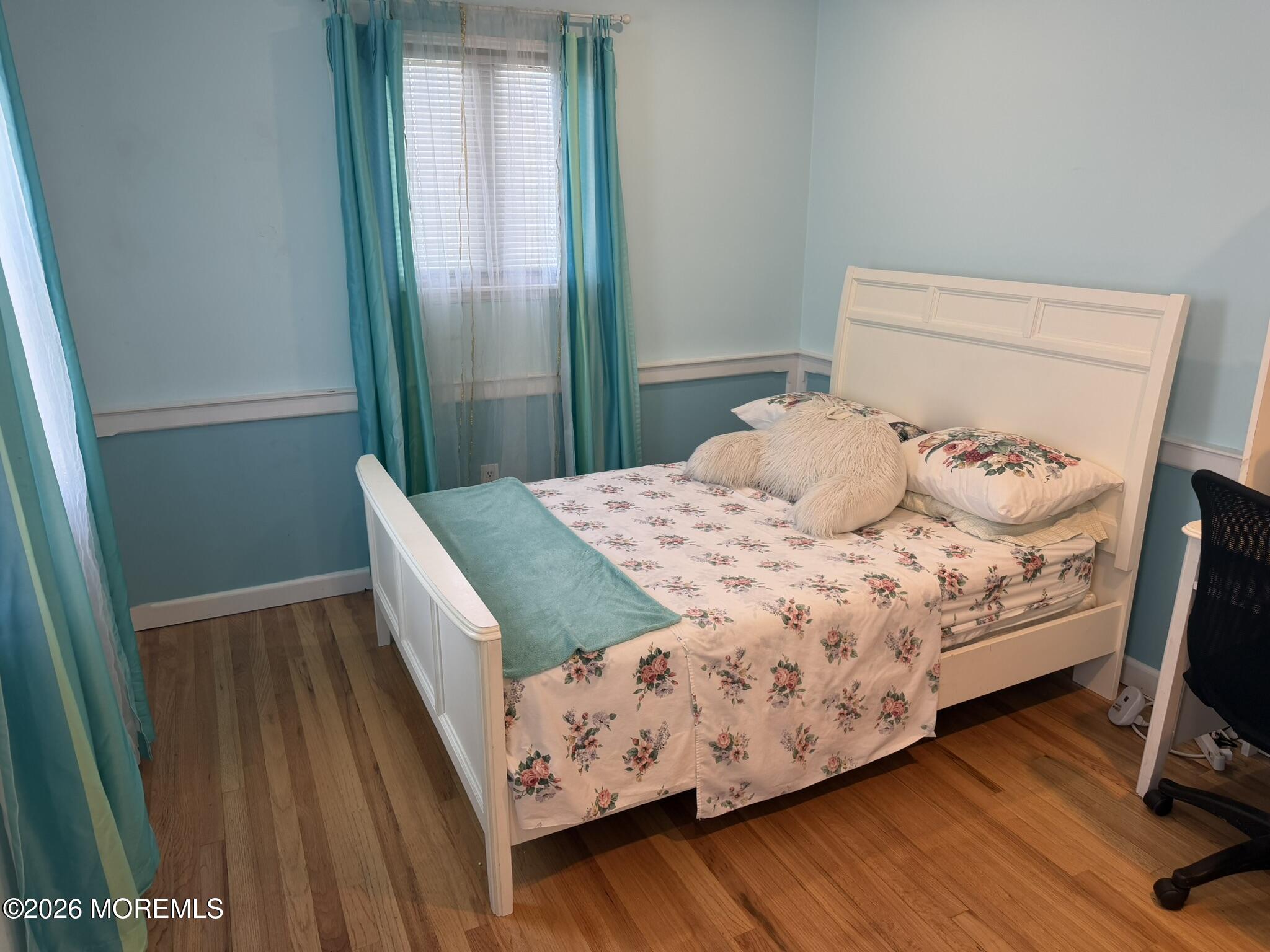 652 Holly Lane North Brunswick NJ 08902