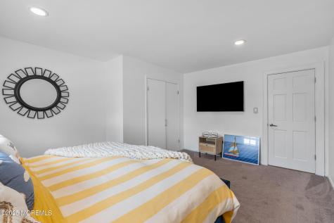 13 Valley Forge Road Eatontown NJ 07724