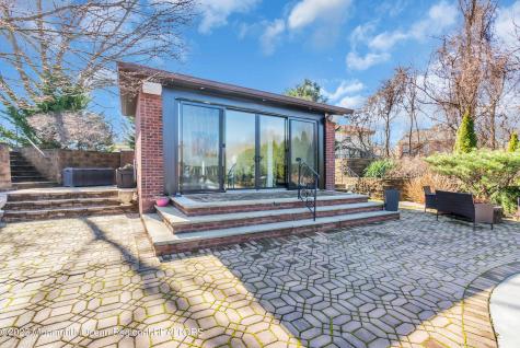 13 Valley Forge Road Eatontown NJ 07724