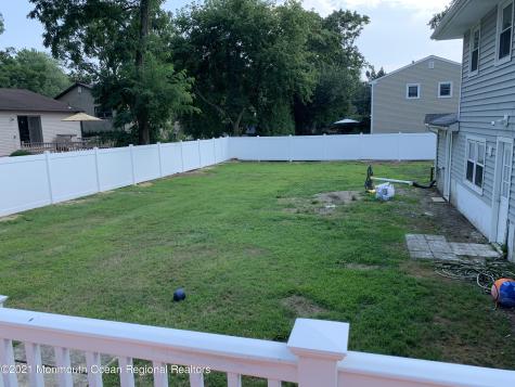 135 Ampere Avenue Oakhurst NJ 07755