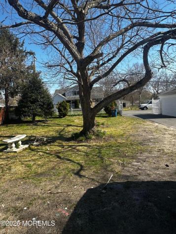 114 W 4th Street Howell NJ 07731