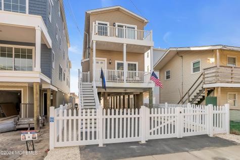 329 Franklin Avenue Seaside Heights NJ 08751