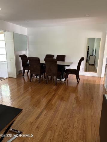 172 Larchwood Avenue Oakhurst NJ 07755