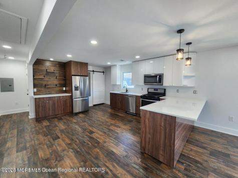 105 Summit Avenue Belford NJ 07718