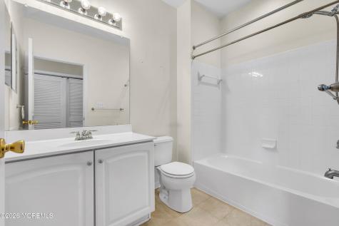 9 River Lane Delanco NJ 08075