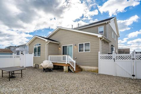 21 Magee Avenue Lavallette NJ 08735