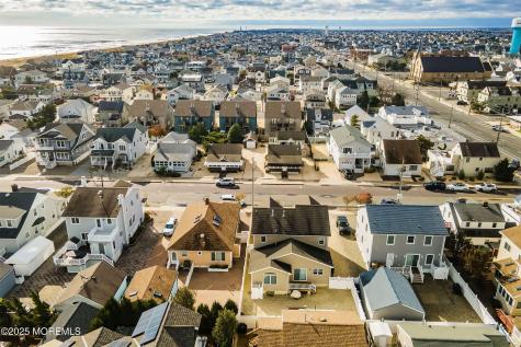 21 Magee Avenue Lavallette NJ 08735