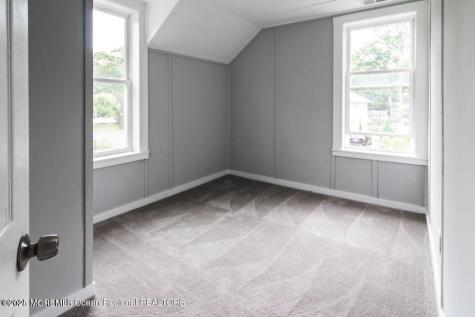 306 Henley Avenue Pine Beach NJ 08741