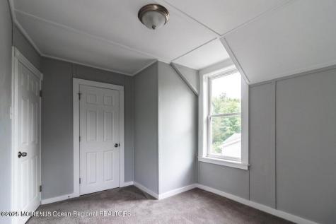 306 Henley Avenue Pine Beach NJ 08741