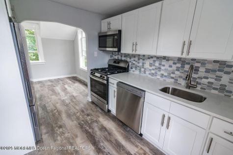 306 Henley Avenue Pine Beach NJ 08741