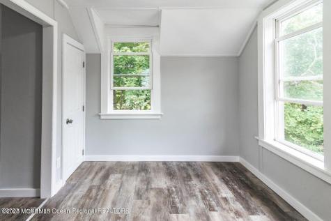 306 Henley Avenue Pine Beach NJ 08741