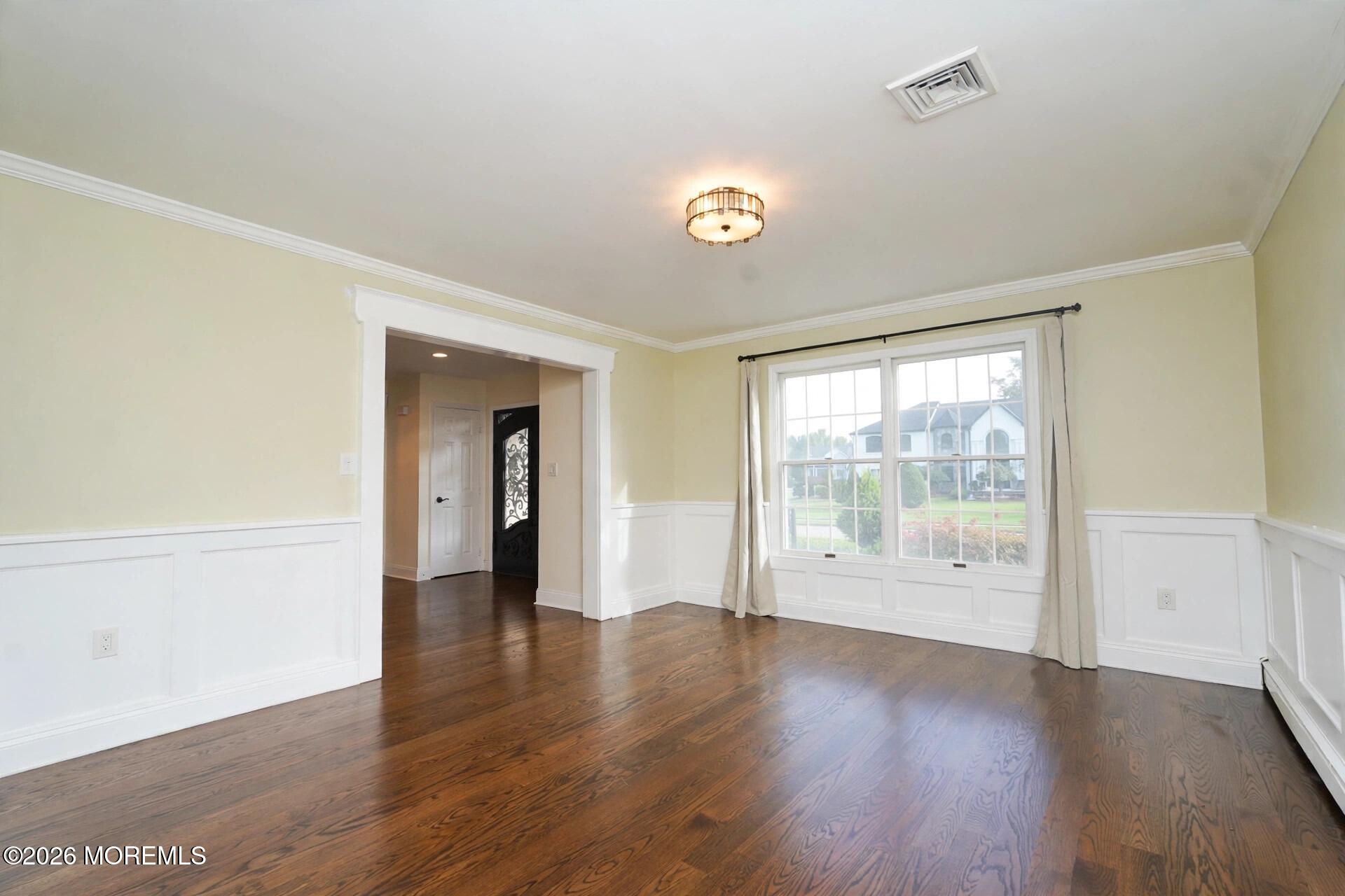 17 Locksley Lane Manalapan NJ 07726