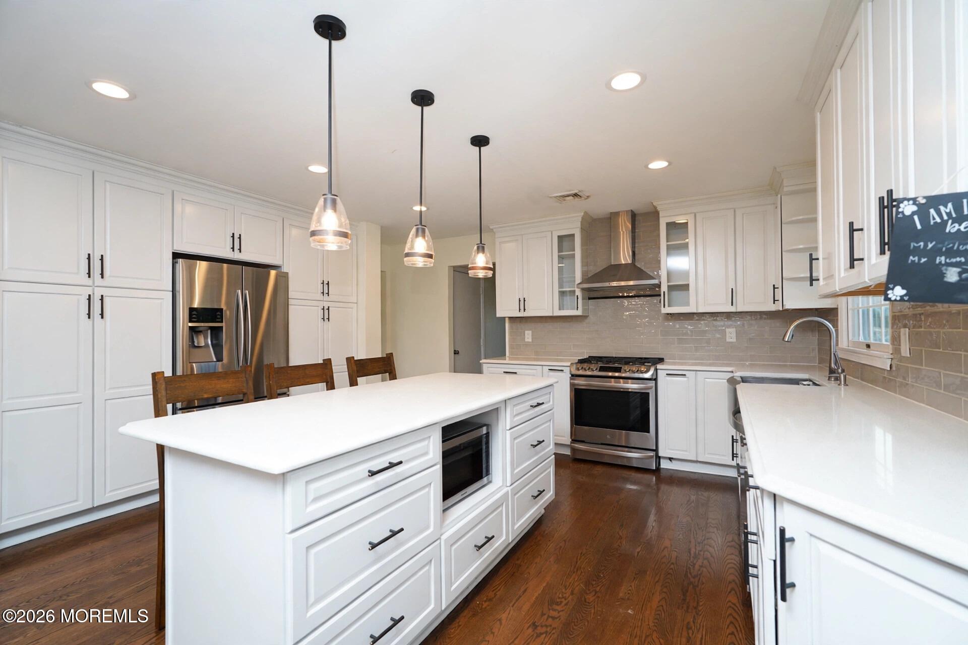 17 Locksley Lane Manalapan NJ 07726