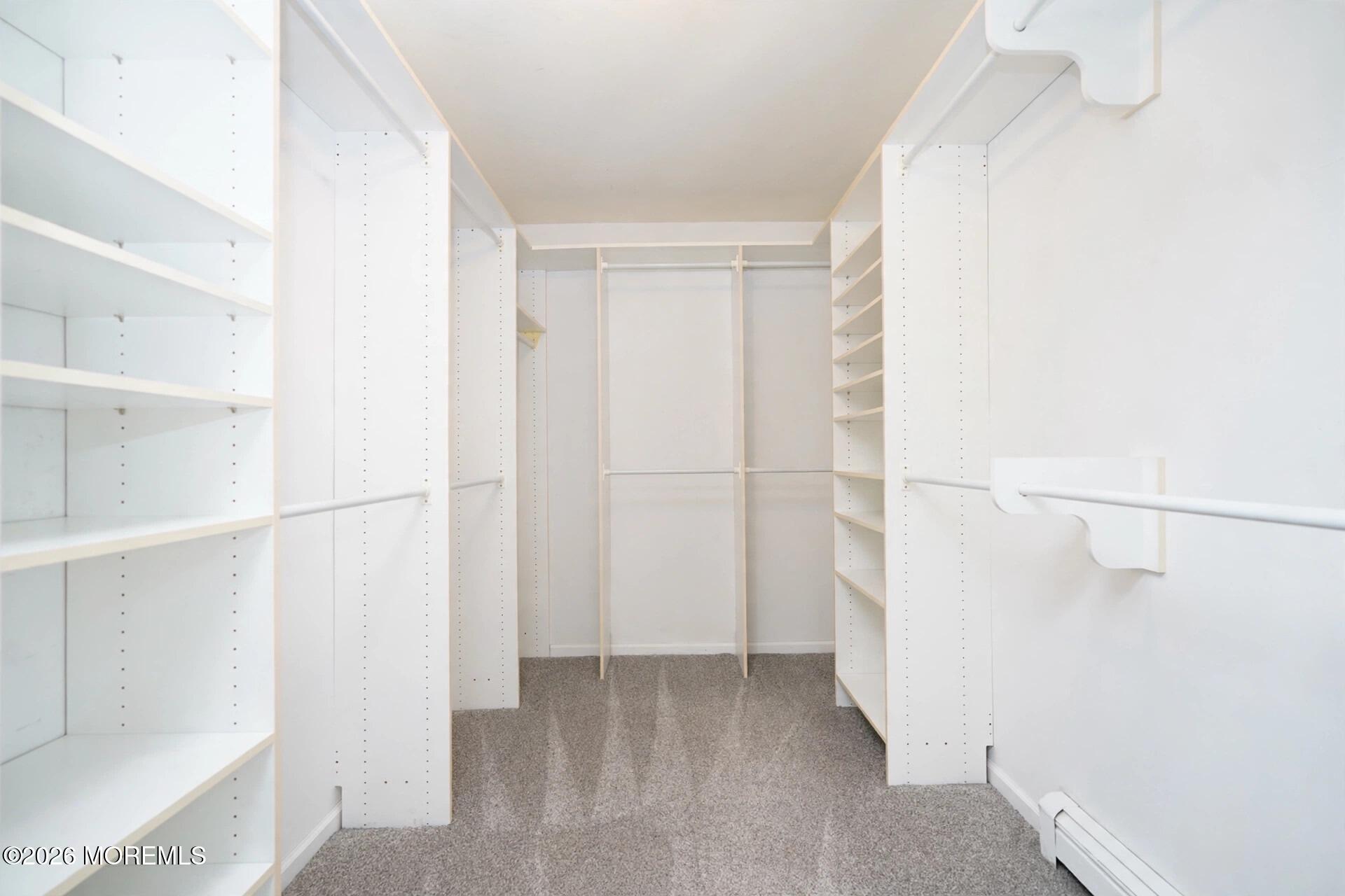 17 Locksley Lane Manalapan NJ 07726