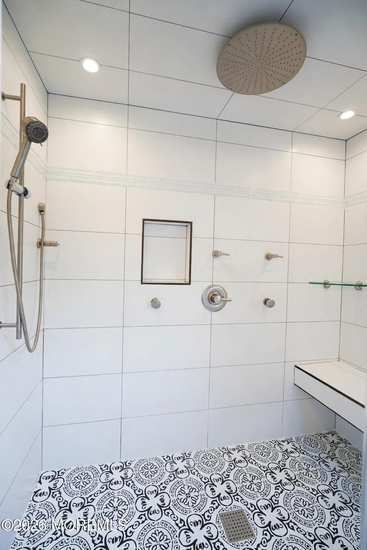 17 Locksley Lane Manalapan NJ 07726