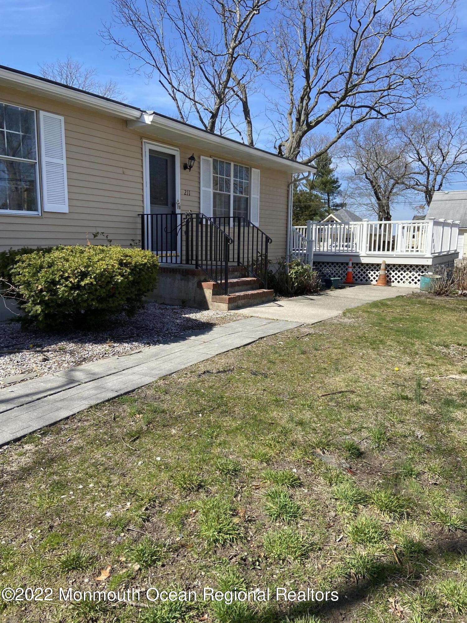 211 Henley Avenue Pine Beach NJ 08741