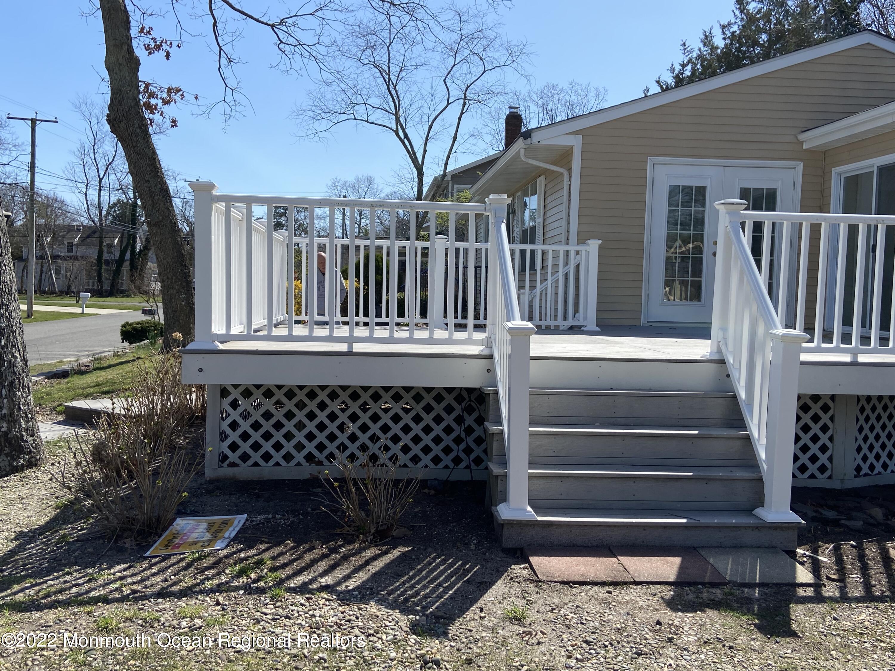 211 Henley Avenue Pine Beach NJ 08741
