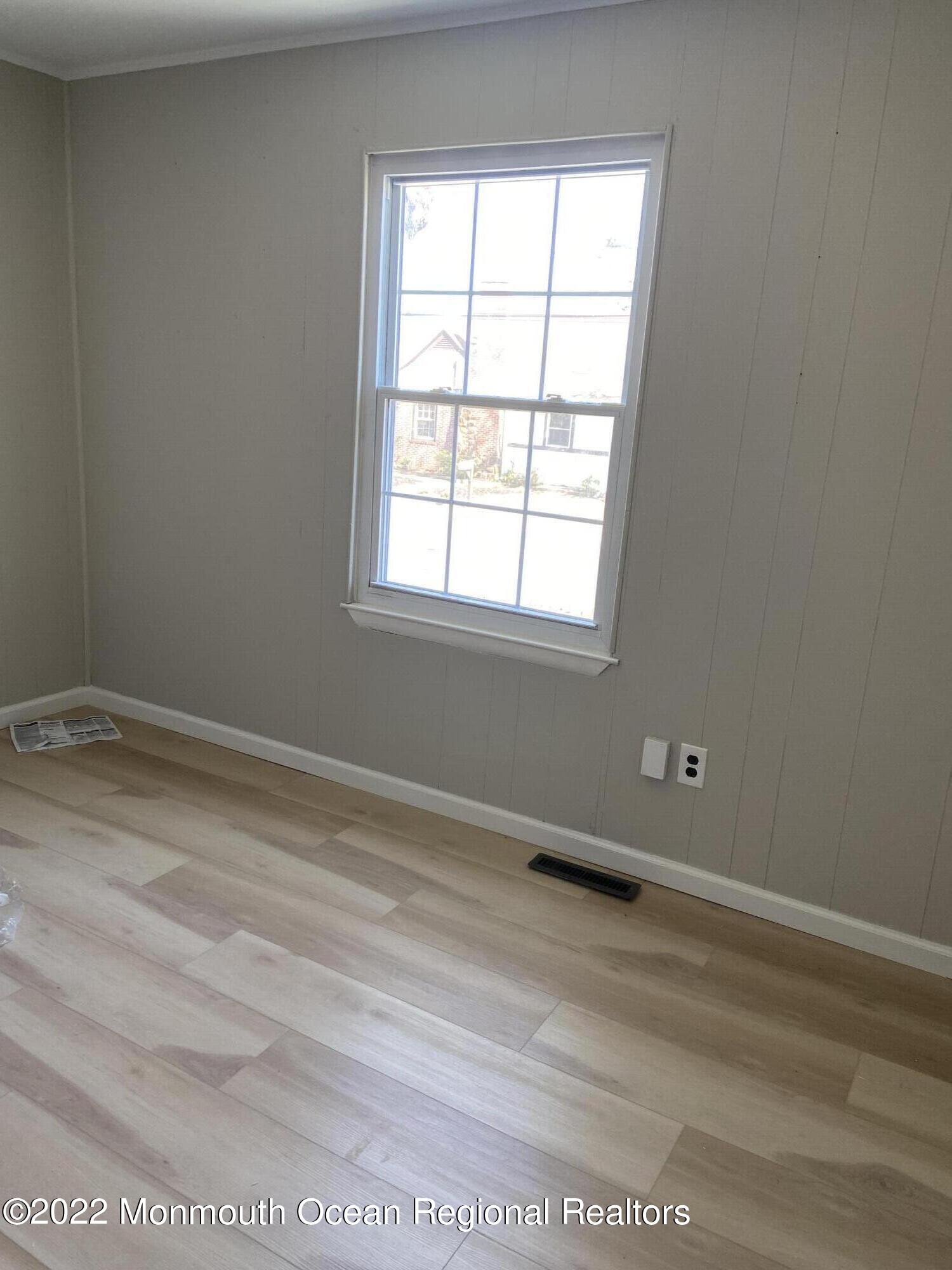 211 Henley Avenue Pine Beach NJ 08741