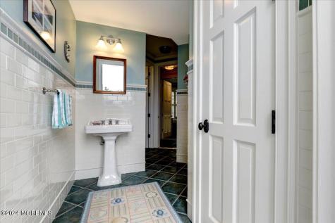 225 Channel Lane Mantoloking NJ 08738