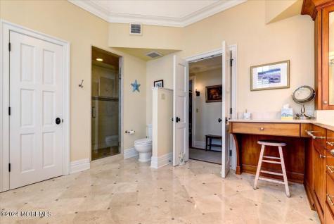 225 Channel Lane Mantoloking NJ 08738