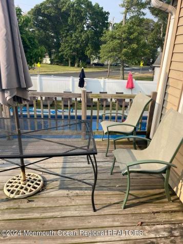 3 Berger Avenue Oakhurst NJ 07755