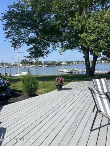 12 Lori Road Monmouth Beach NJ 07750