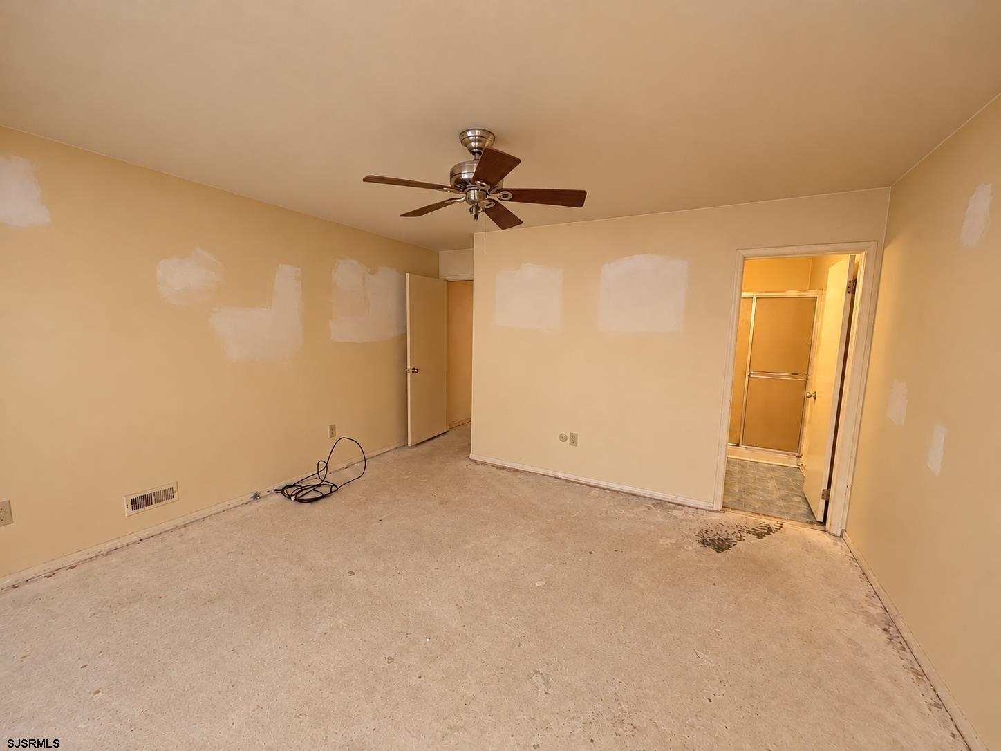 152 Club Place Galloway Township NJ 08205