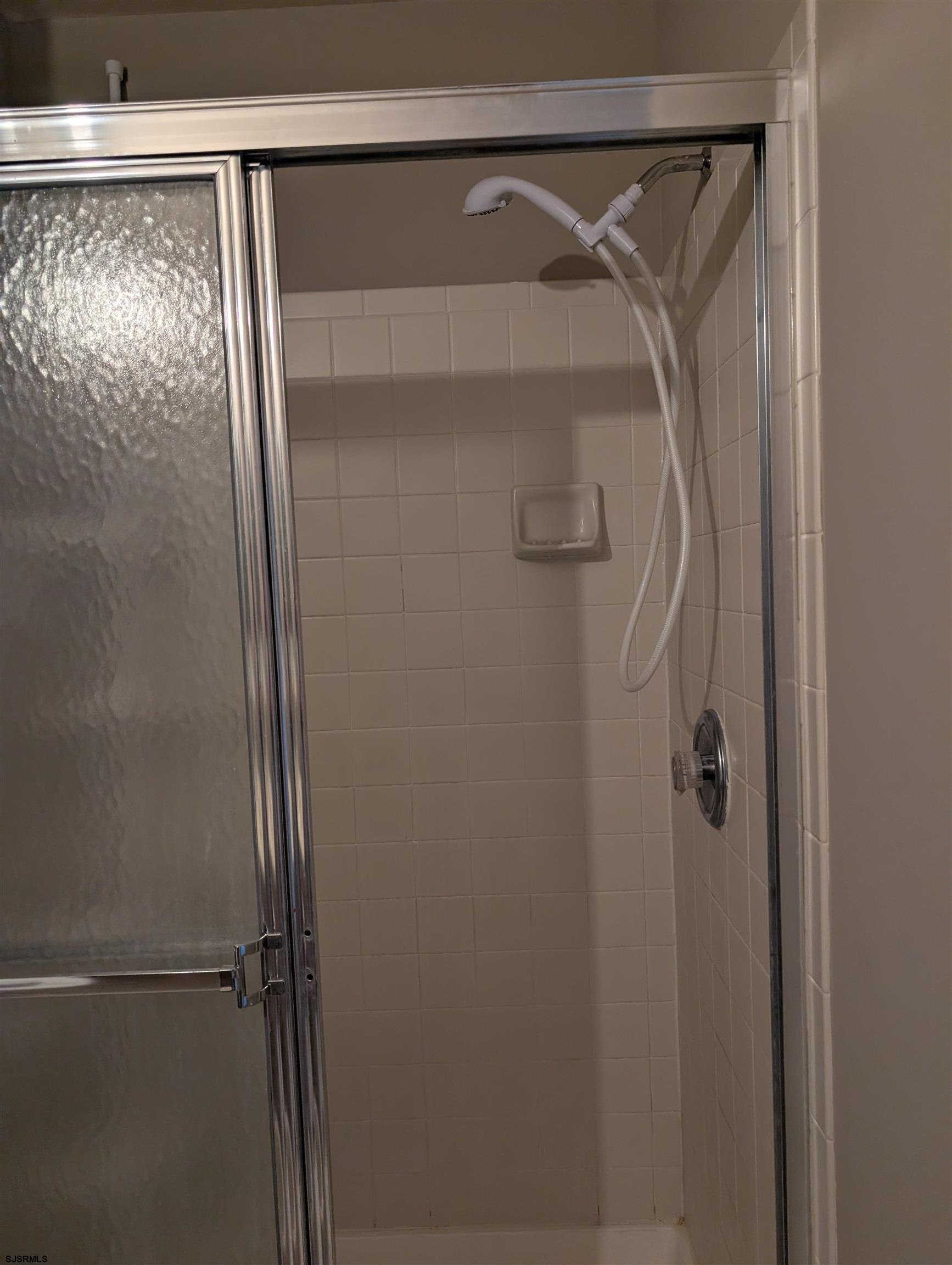 2618 Grange Hamilton Township NJ 08330