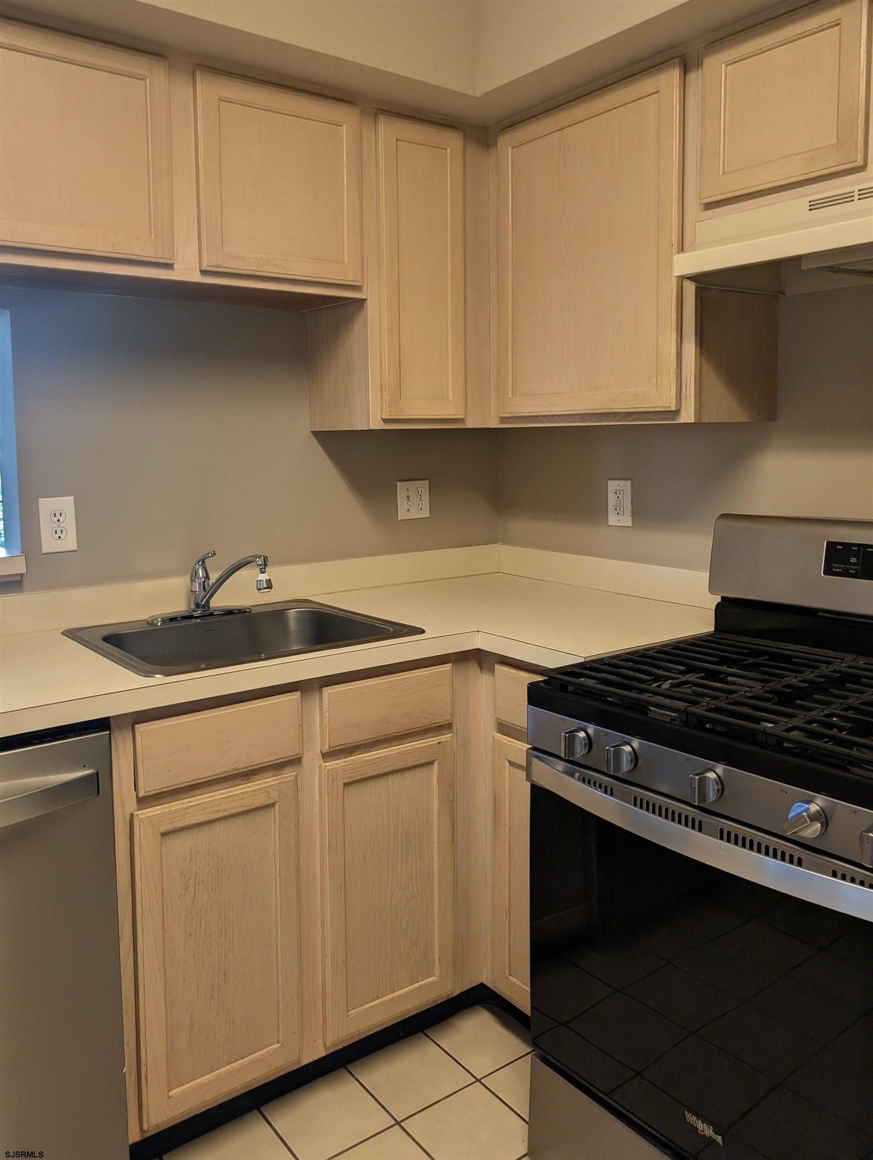 2618 Grange Hamilton Township NJ 08330